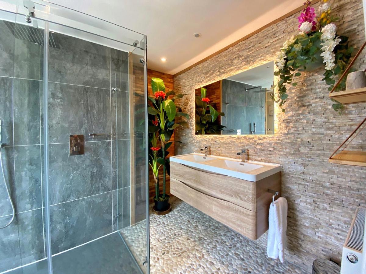 Hambrook House Canterbury - New Luxury Guest House With Espa Spa Complex Luaran gambar